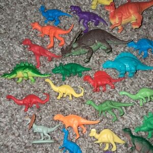 Vibrant Dinosaur Action Figure Set